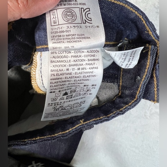 NWT LEVI’S 711 Skinny Jeans 27 - Picture 3 of 10